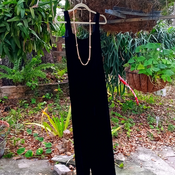 NITELINE DELLA ROUFOGALI VELVET Jumpsuit Size 8 - Picture 2 of 4